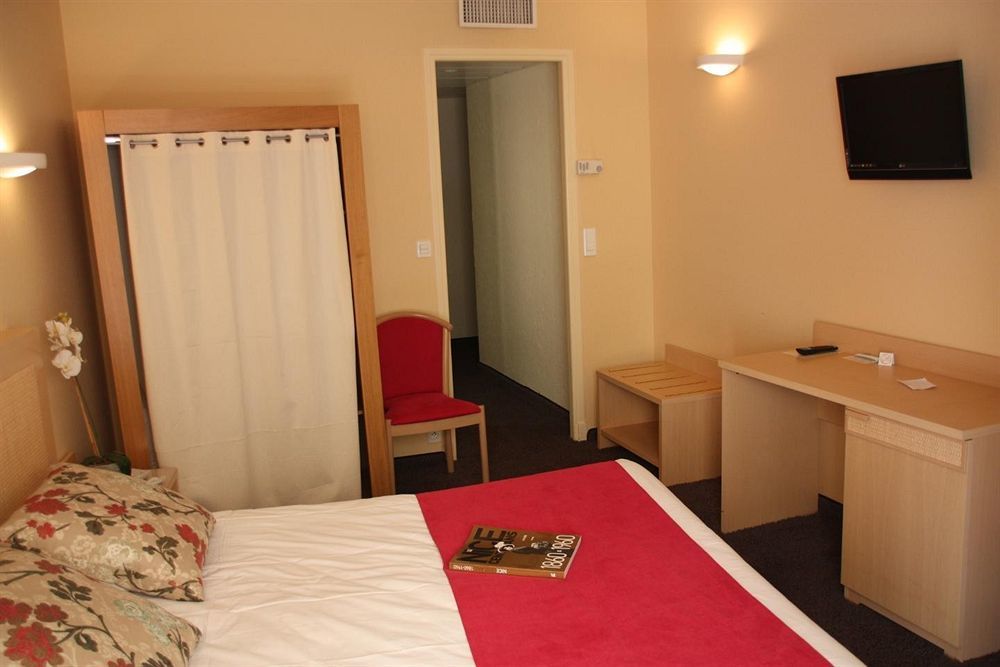 Club Inn